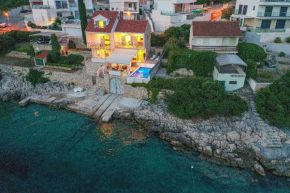 Villa Peros - heated pool